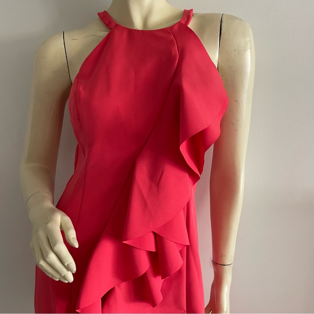Vince Camuto sleeveless ruffle front bodycon midi dress with halter neck